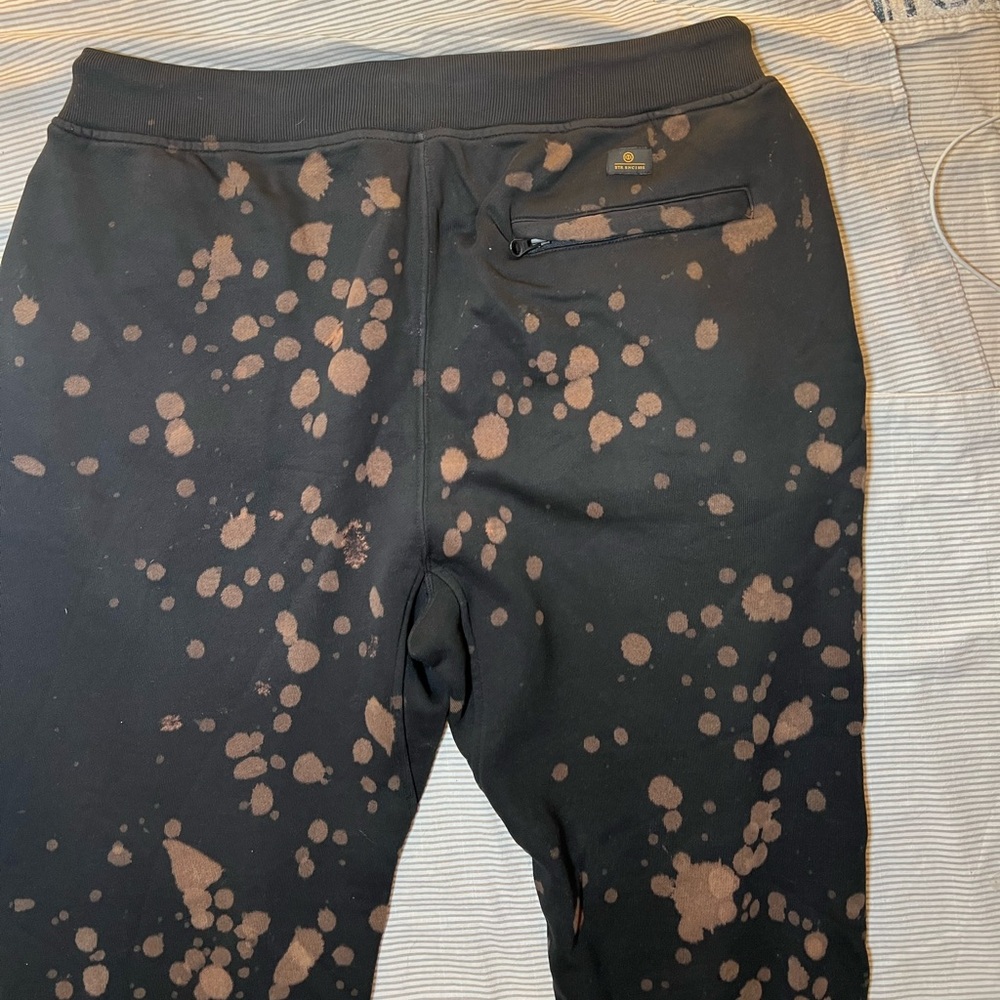 10 Deep Splatter Print Joggers - Black/Brown - Size Medium - Picture 3 of 5